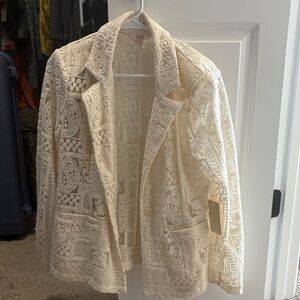Elegant Cream Lace Women's Jacket